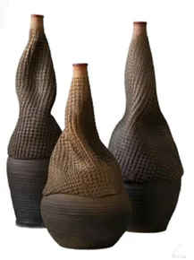 “Earthen Rhythm” – Textured Wooden Vase Set[A57]