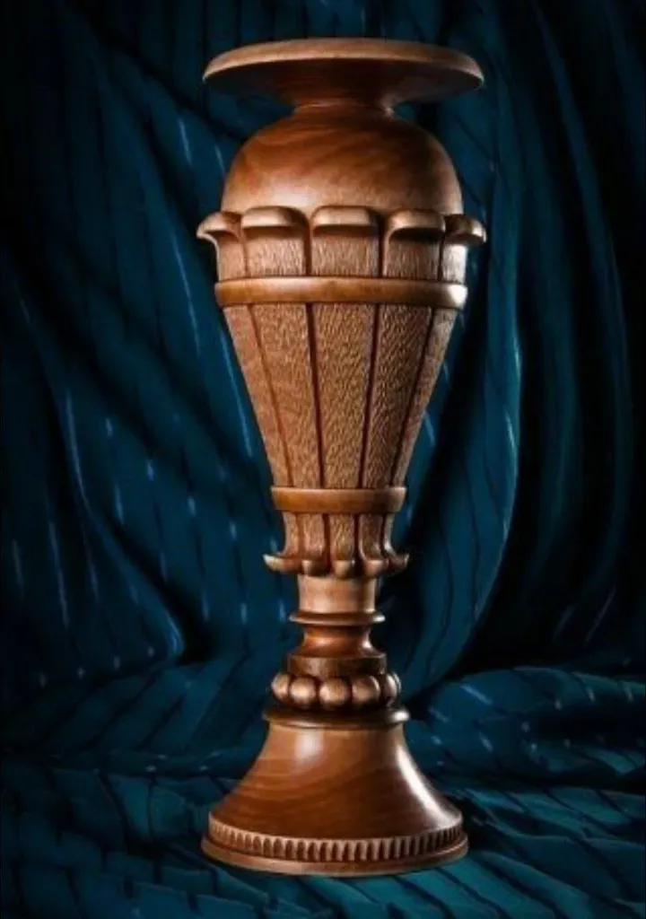 “Royal Pedestal” – Handcrafted Wooden Decorative Stand[A20]