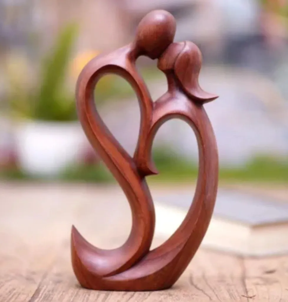 “Forever Intertwined” – Symbolic Wooden Love Sculpture[A60]