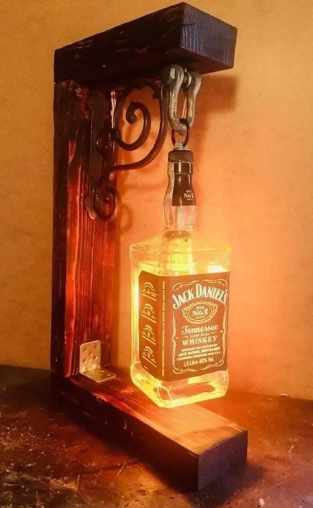 “HeritageSpirits” Wooden Bottle Display Lamp[L20]