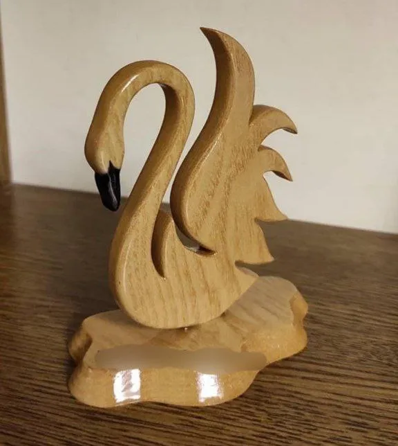 “Graceful Swan” – Handcrafted Wooden Swan Sculpture[A102]