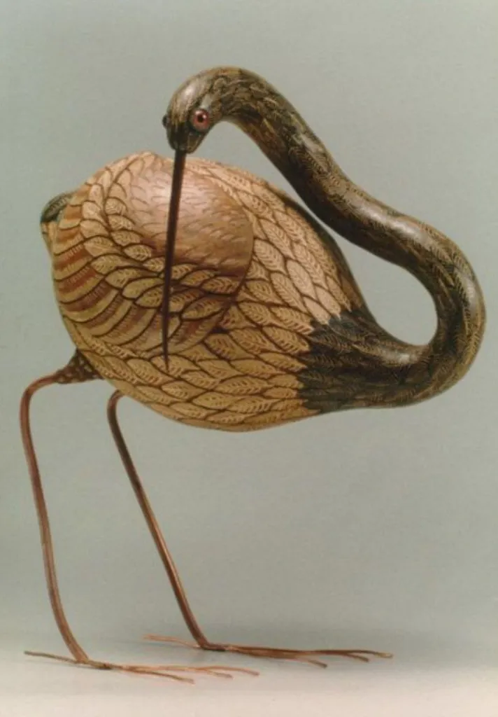 “Quiet Wanderer” – Artistic Wooden Shore Bird Sculpture[A105]