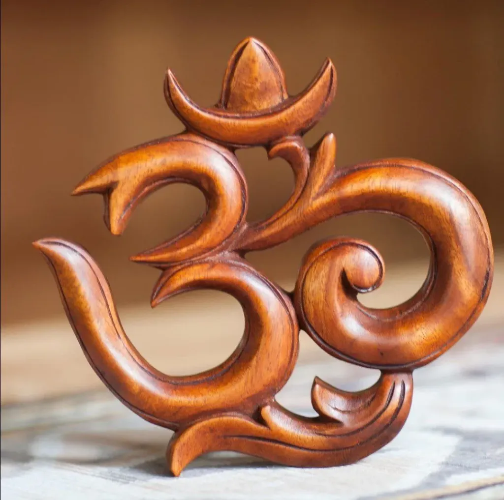 “Divine Om Aura” – Sacred Wooden Wall Symbol[A89]